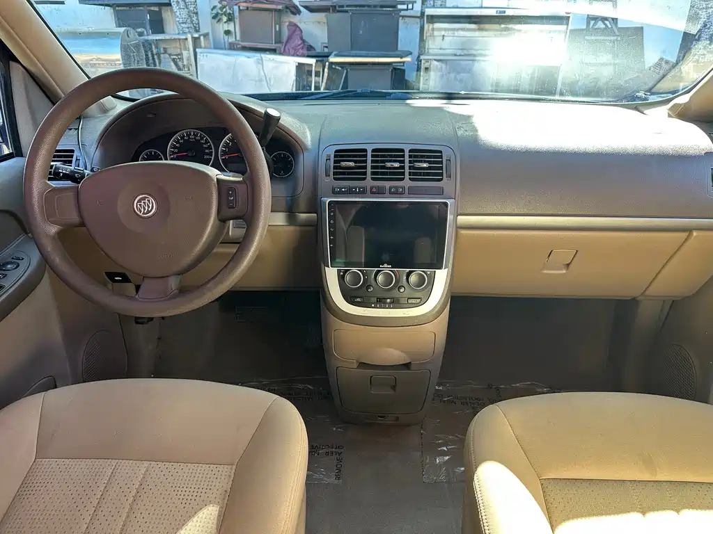 Buick GL8 — миниатюра 15