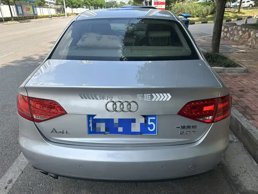 Audi A4L — миниатюра 8