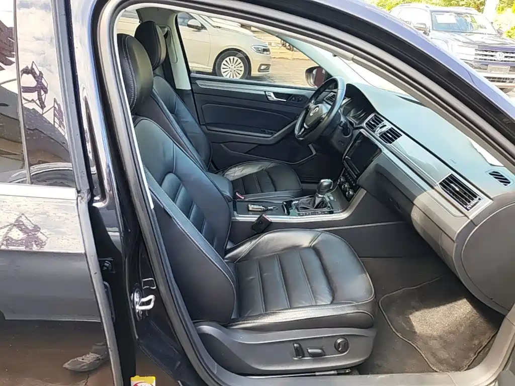Volkswagen Passat — миниатюра 25