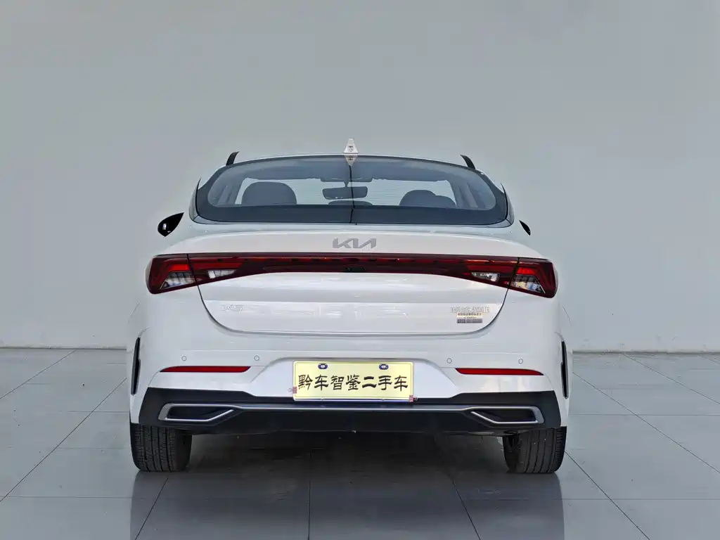 Kia K5 — миниатюра 5