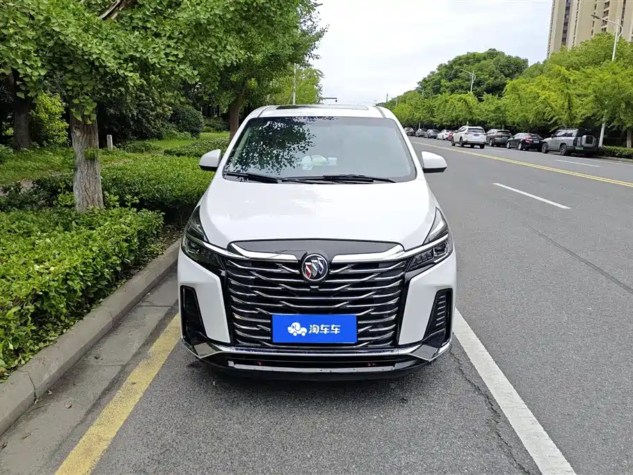 Buick GL8 2023 Luxury
