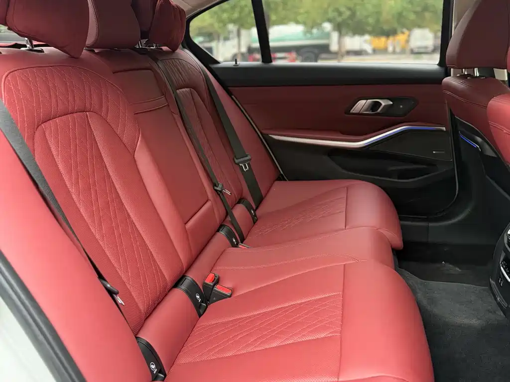 BMW 3 Series — миниатюра 7