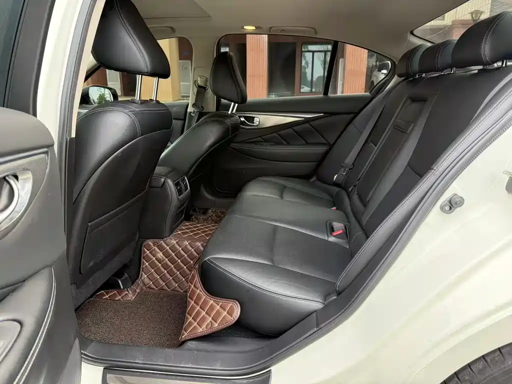 Infiniti Q50L 2018 2.0T VI