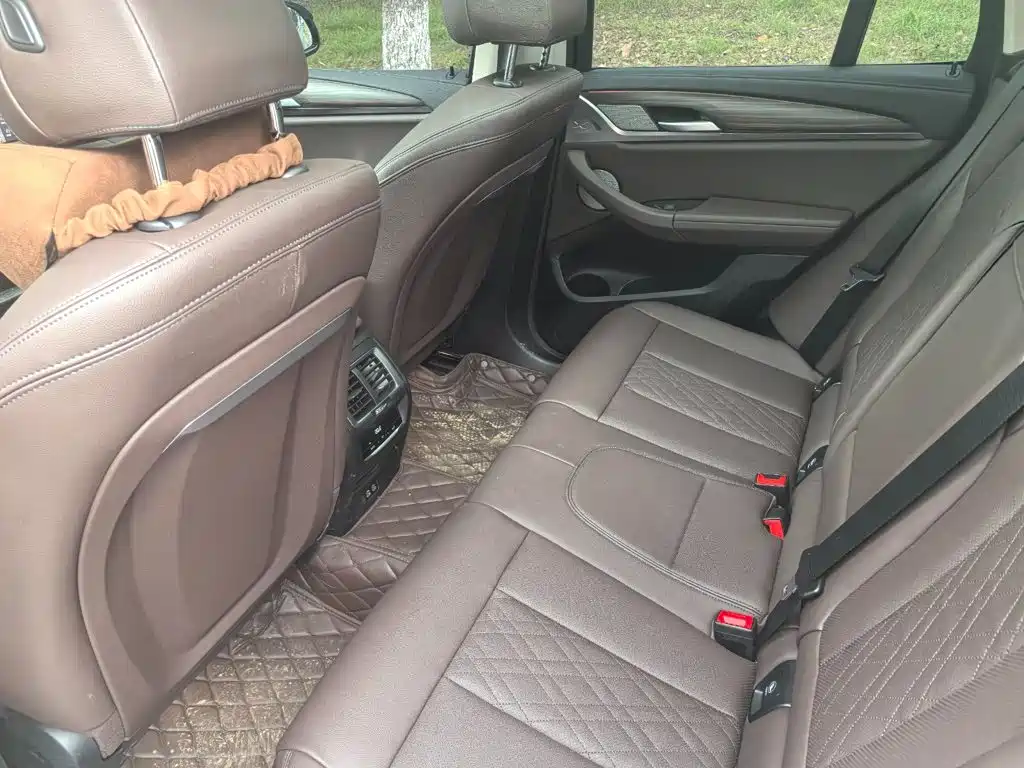 BMW X3 — миниатюра 9