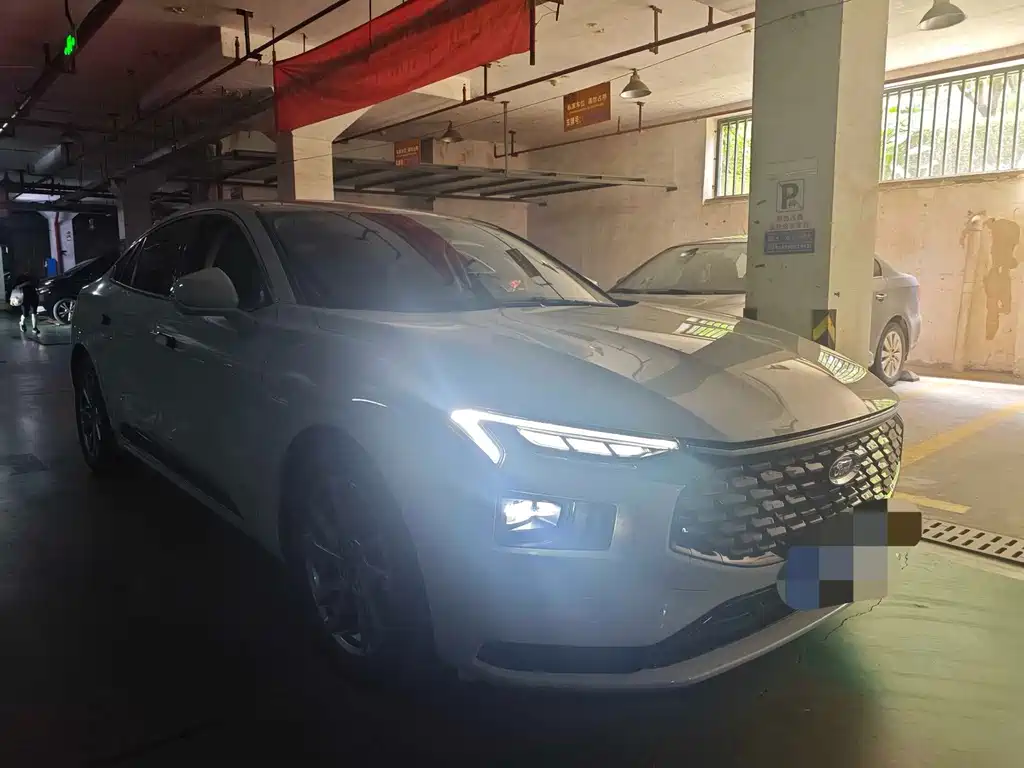 Ford Mondeo — миниатюра 3