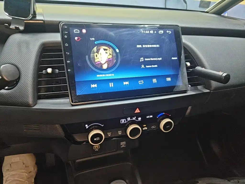 Honda Fit — миниатюра 13