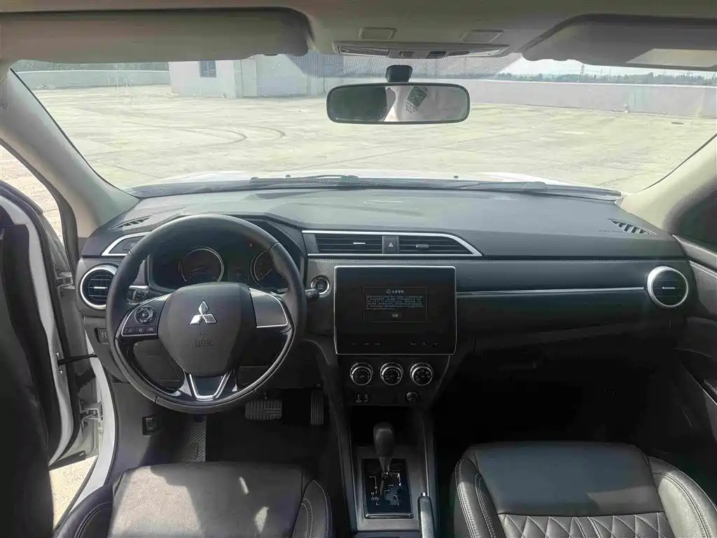 Mitsubishi ASX — миниатюра 5