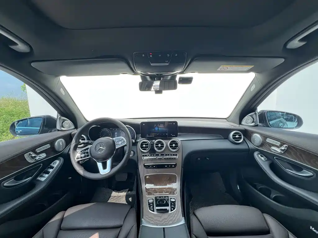 Mercedes-Benz GLC — миниатюра 8