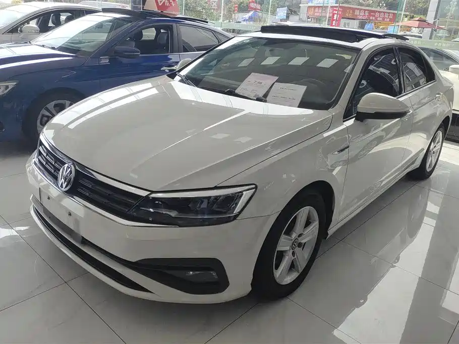 VOLKSWAGEN LINGDU