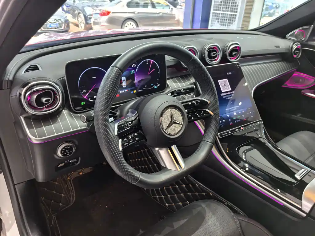 Mercedes-Benz C-Class — миниатюра 7
