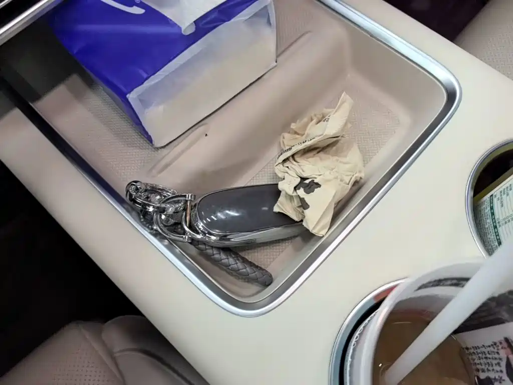 Li Auto Li L8 — миниатюра 9