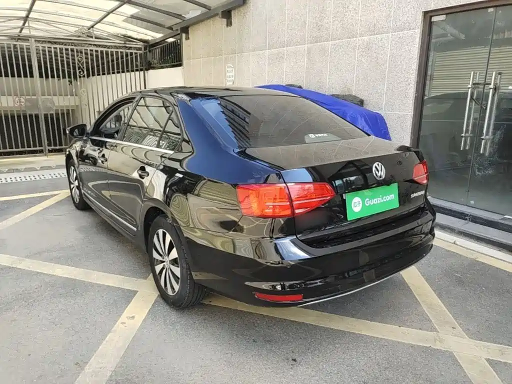 Volkswagen Sagitar — миниатюра 5