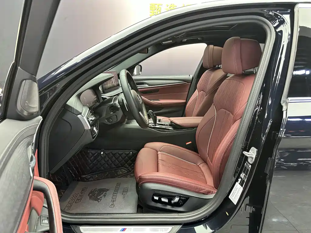 BMW 5 Series — миниатюра 3
