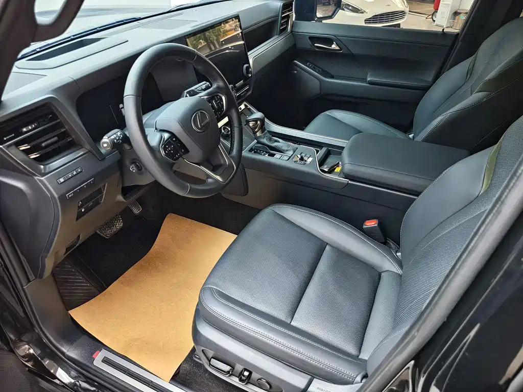 Lexus GX — миниатюра 6