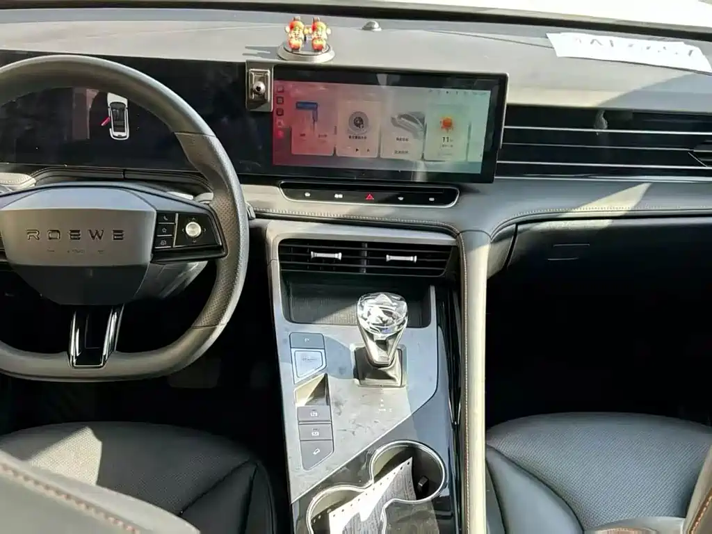 Roewe RX5 — миниатюра 5