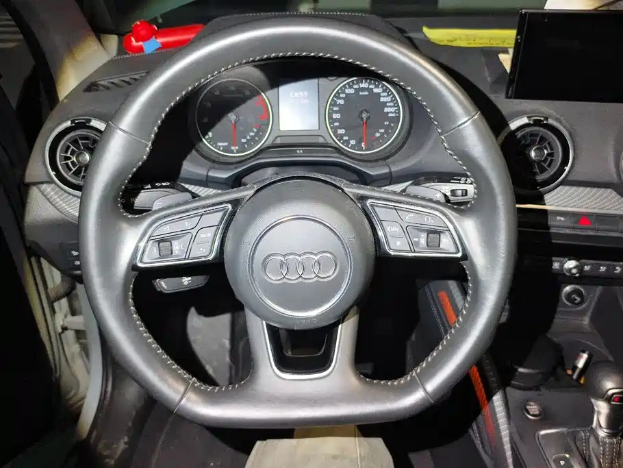 Audi Q2L — миниатюра 15