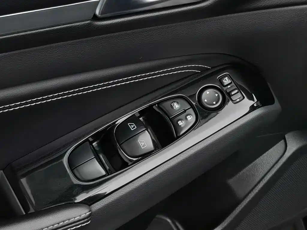Nissan Teana — миниатюра 9