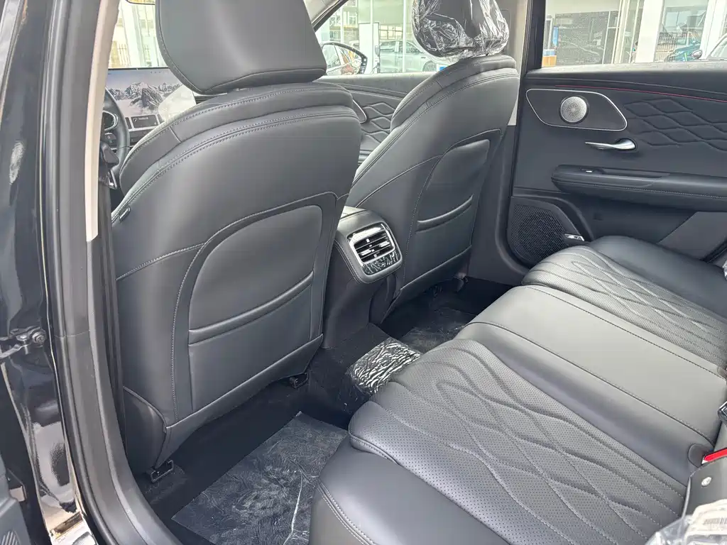 Chery Arrizo 8 PRO — миниатюра 9