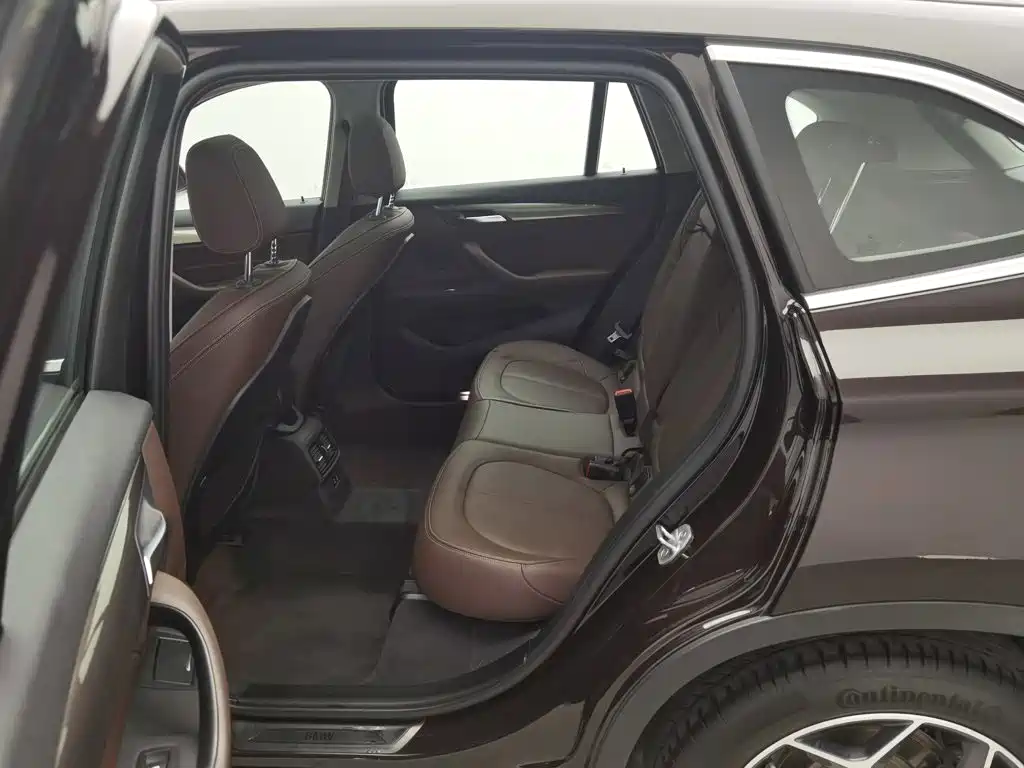 BMW X1 — миниатюра 15