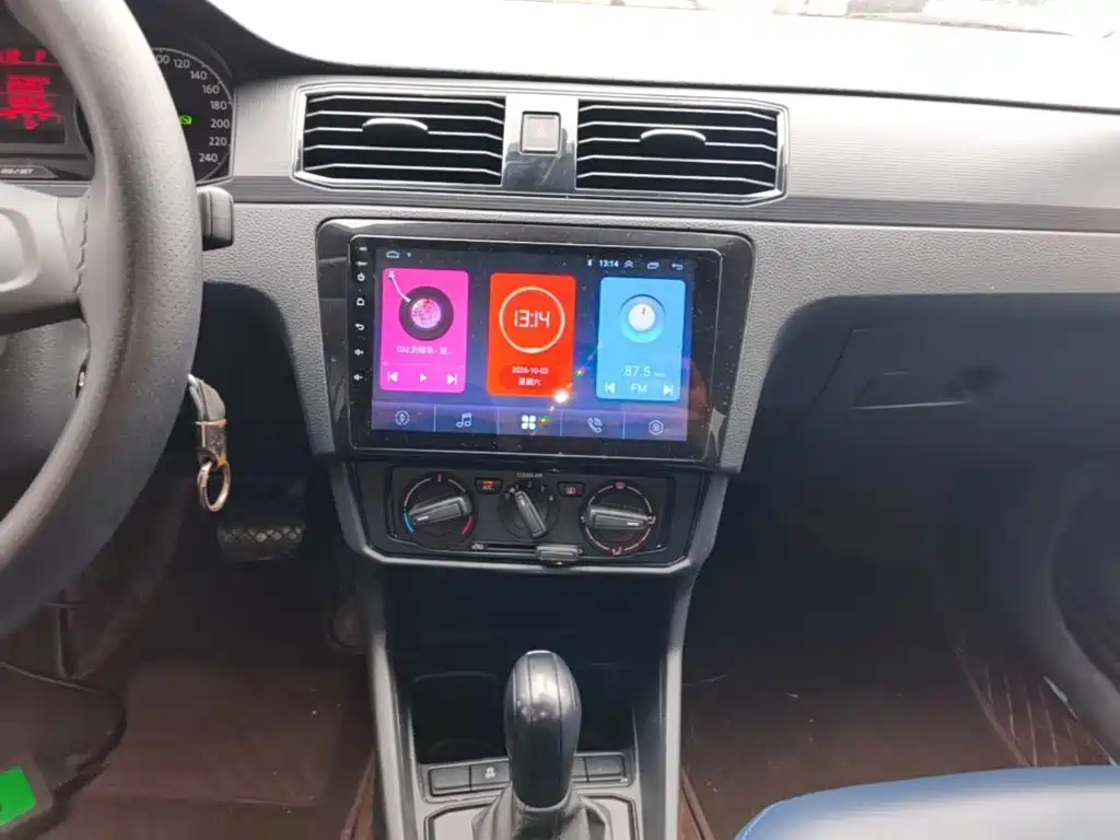 Volkswagen Santana — миниатюра 13