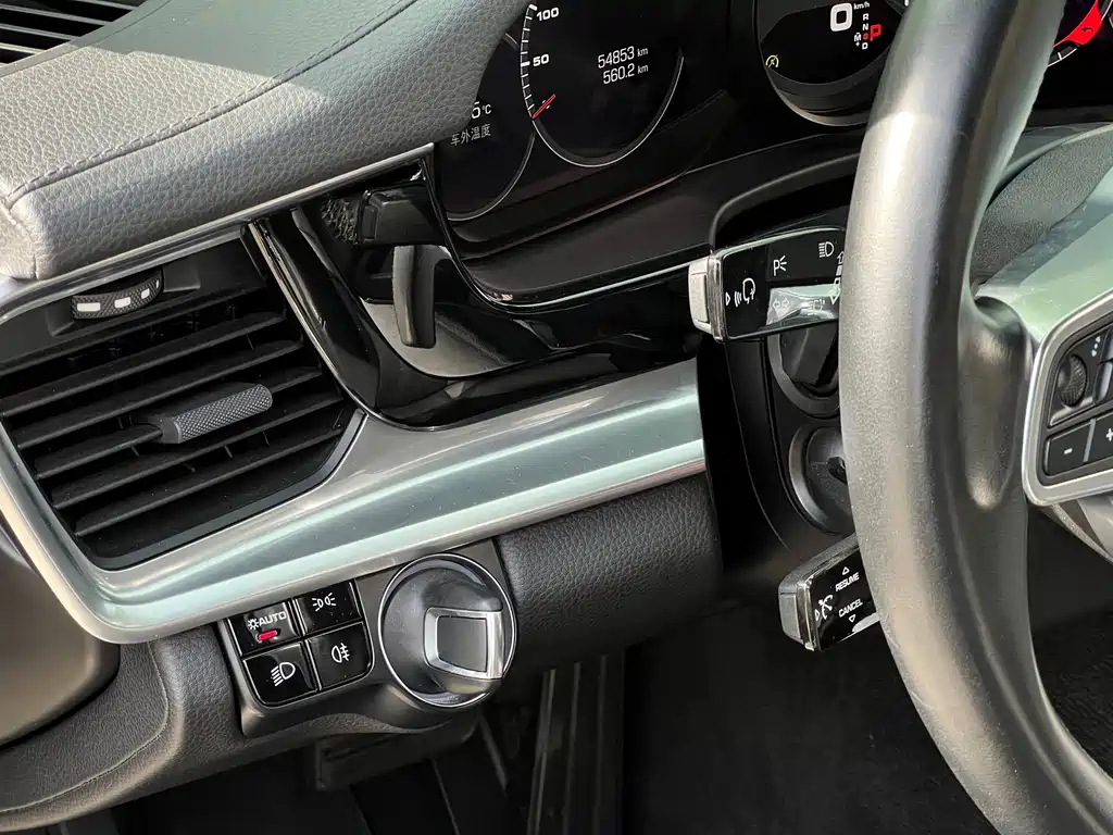 Porsche Panamera — миниатюра 24