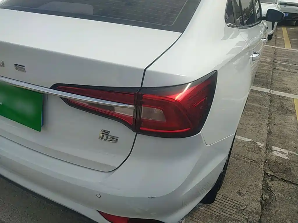 Roewe i5 — миниатюра 8
