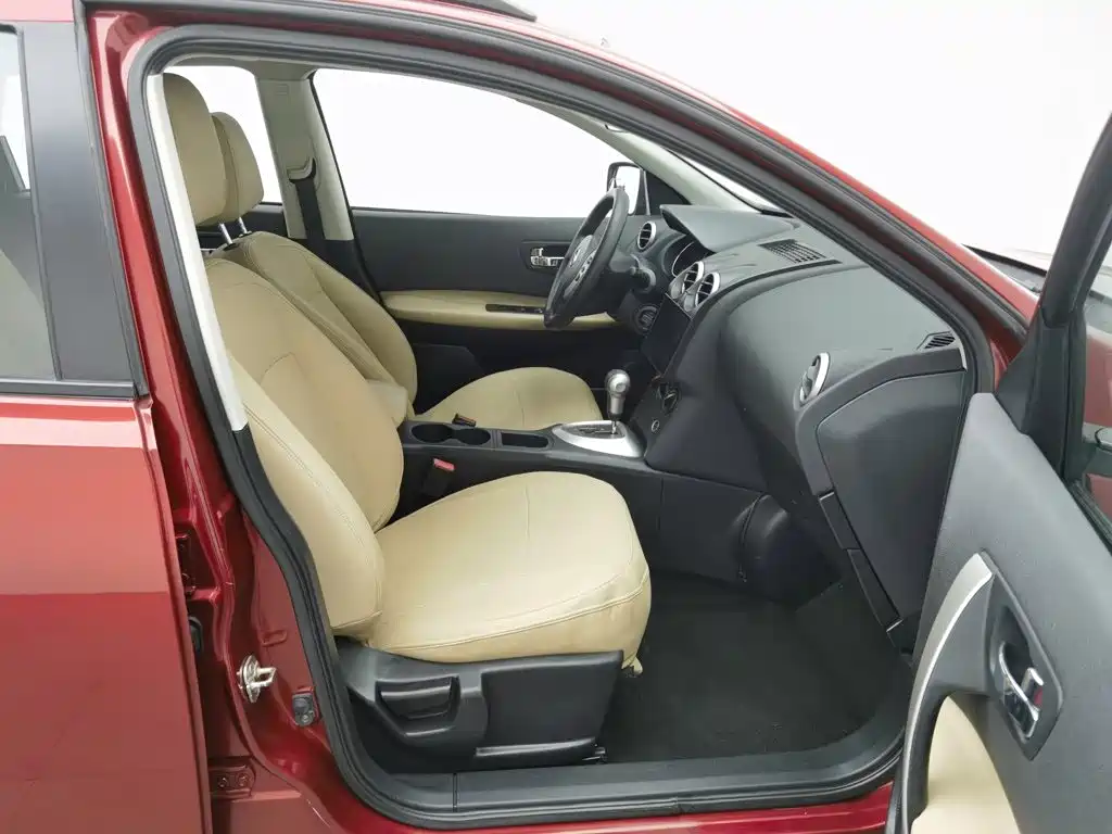 Nissan Qashqai — миниатюра 23