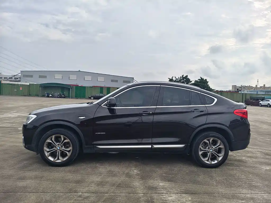 BMW X4 — миниатюра 7
