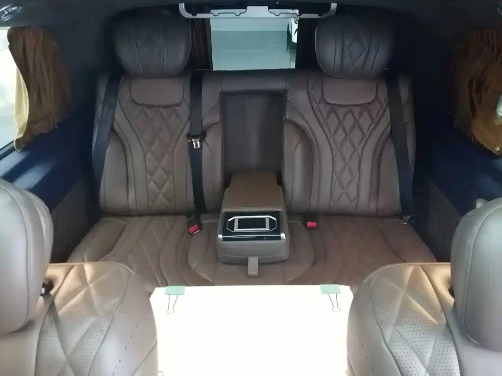 MERCEDES-BENZ V CLASS