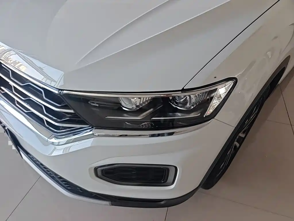 Volkswagen T-Roc — миниатюра 24