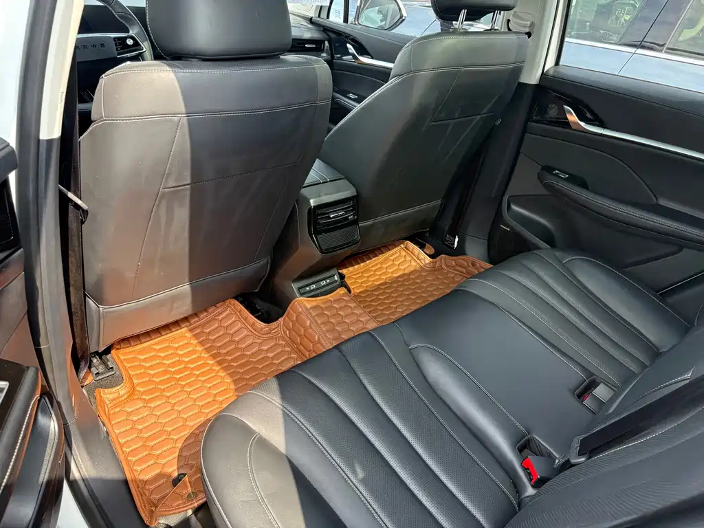 Roewe RX5 MAX — миниатюра 6