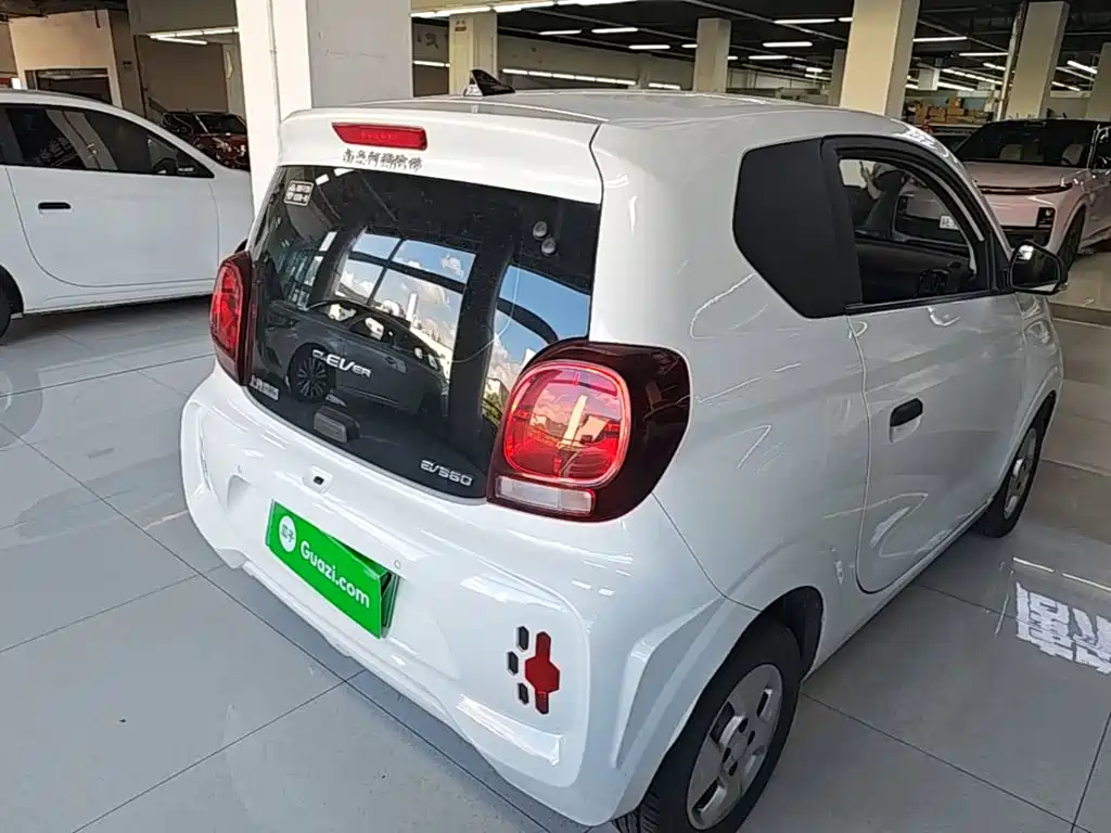 Roewe Clever — миниатюра 7