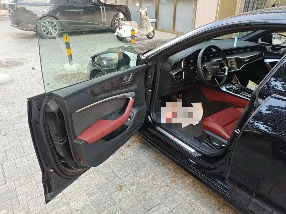 Audi A7L — миниатюра 2