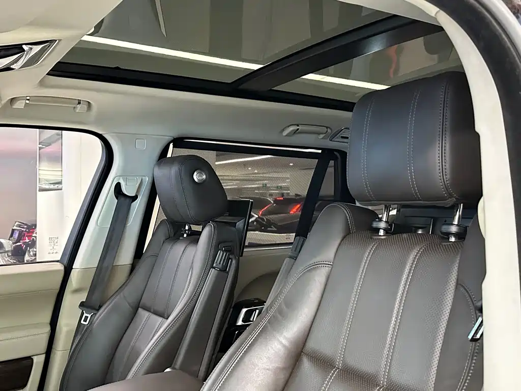 Land Rover Range Rover — миниатюра 11