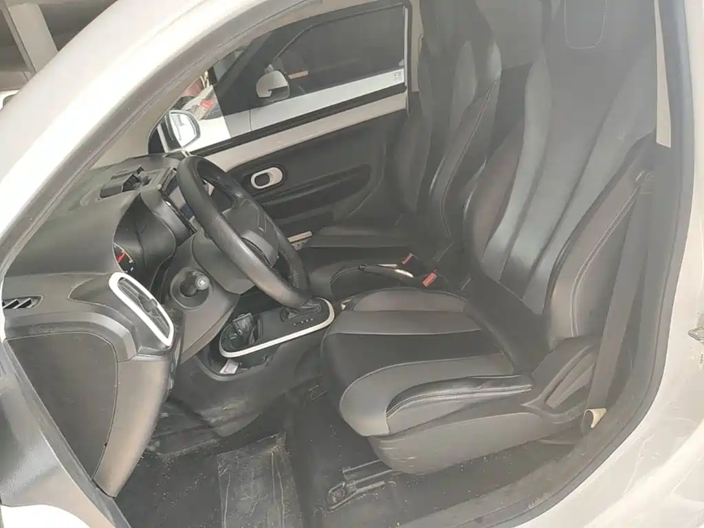 Roewe Clever — миниатюра 15