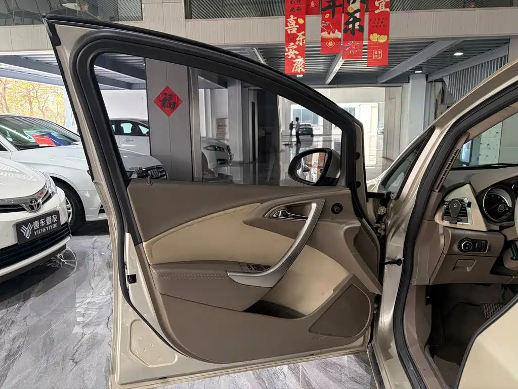 Buick Excelle 2013 GT 1.6L AT Fashion