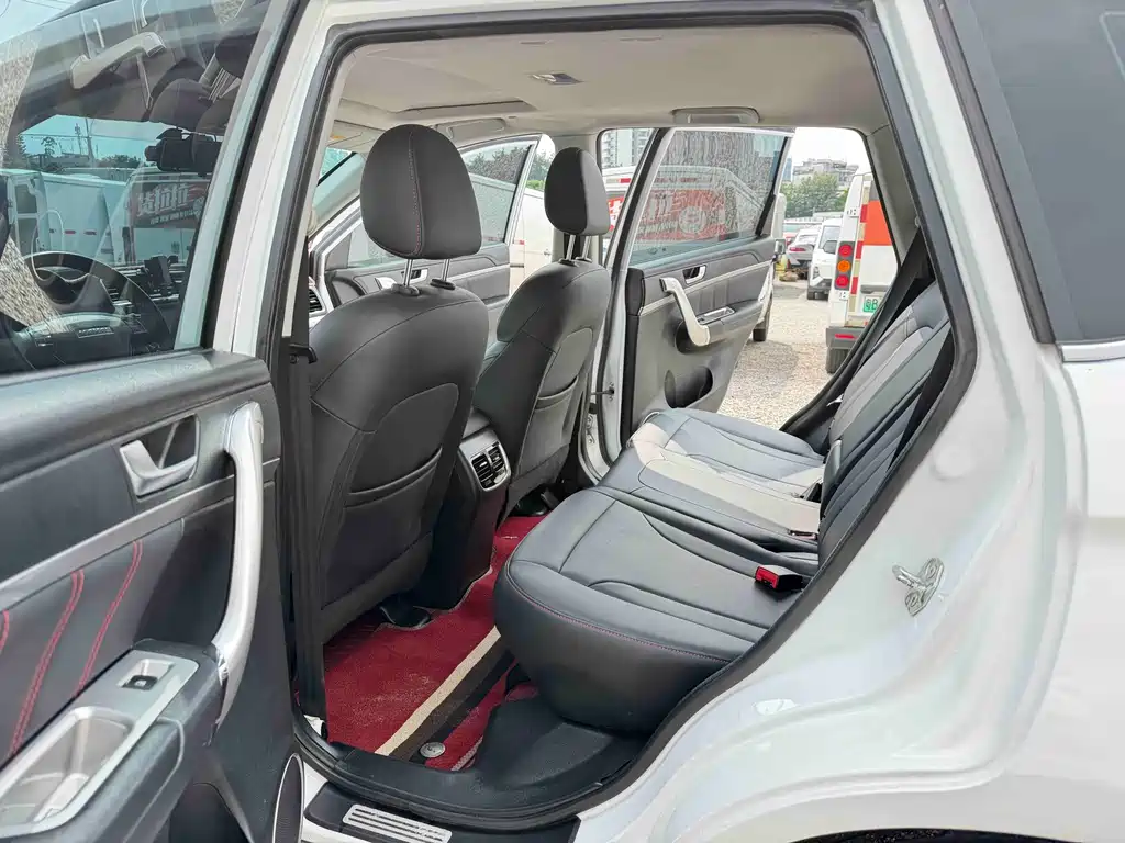 Haval M6 — миниатюра 12