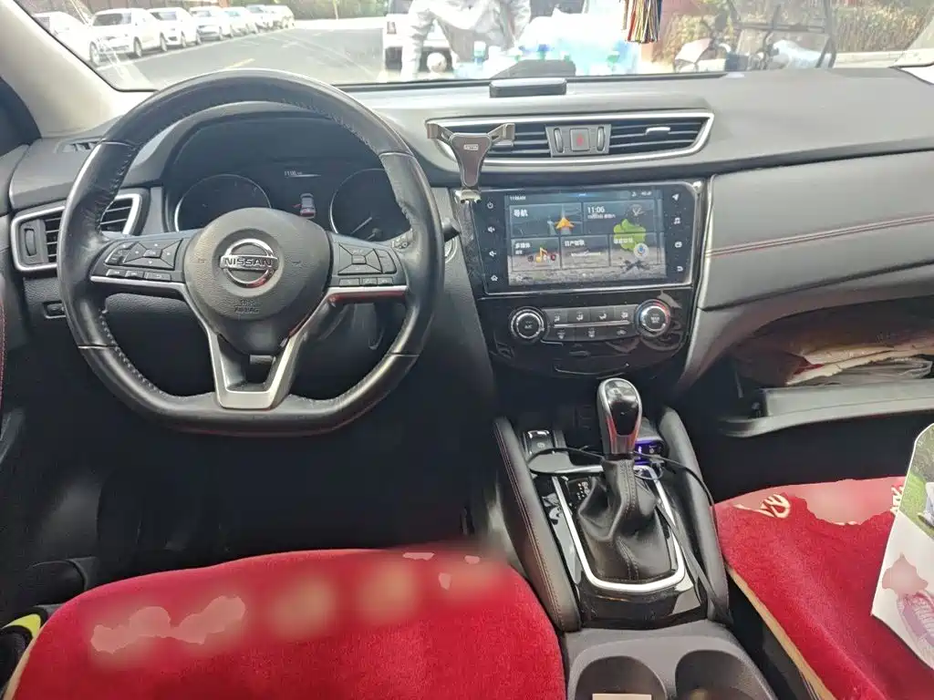 Nissan Qashqai — миниатюра 5