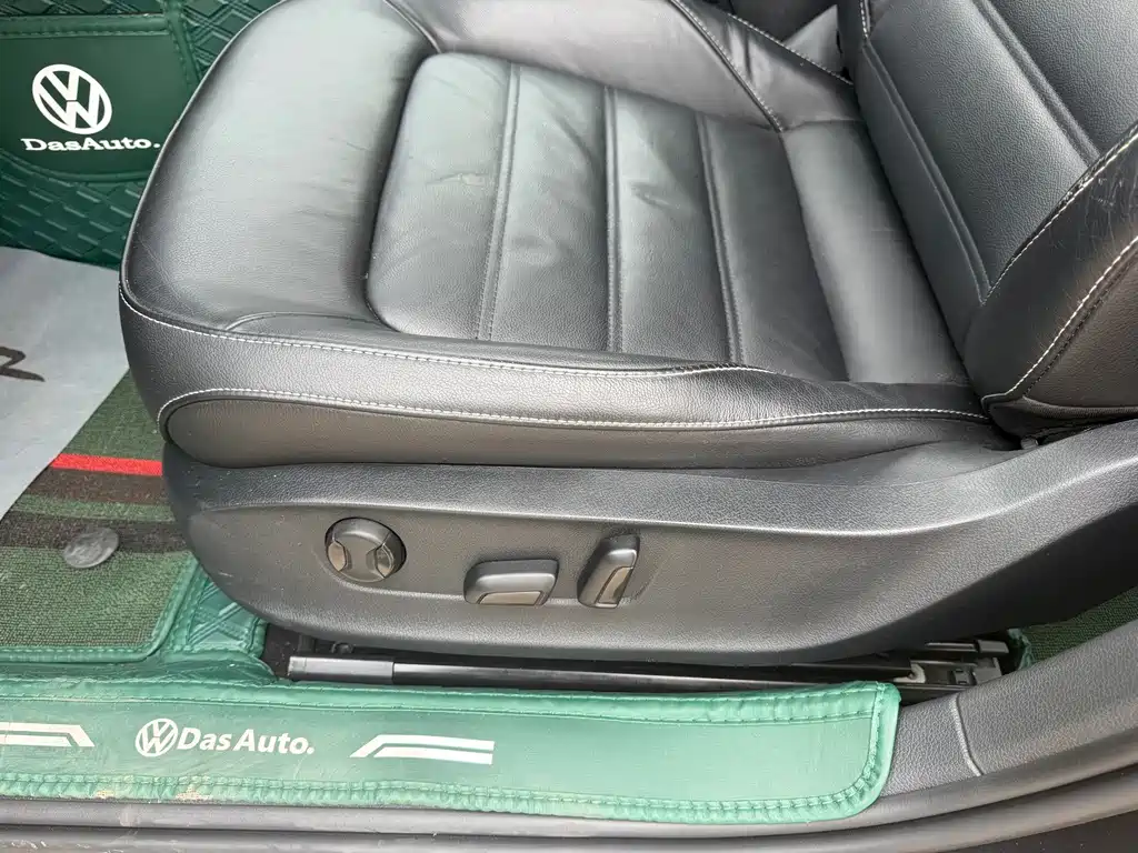 Volkswagen Passat — миниатюра 15