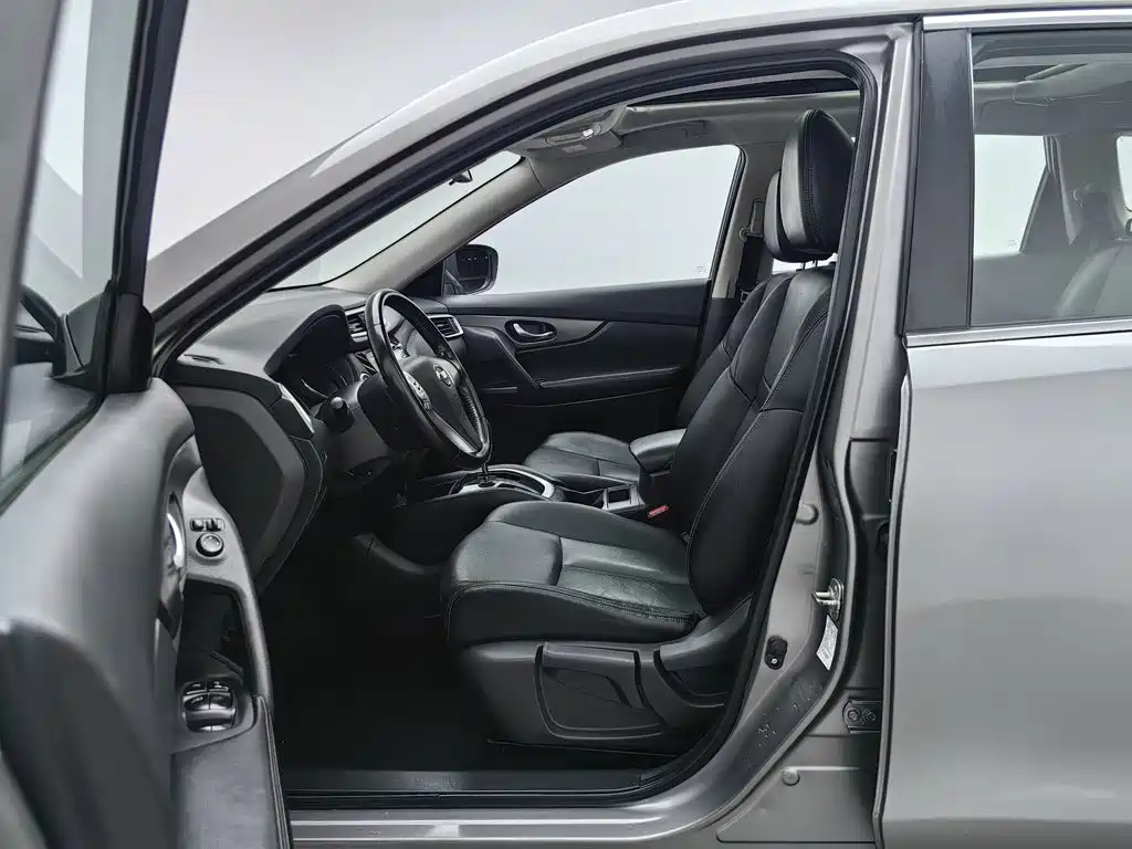 Nissan X-Trail — миниатюра 10