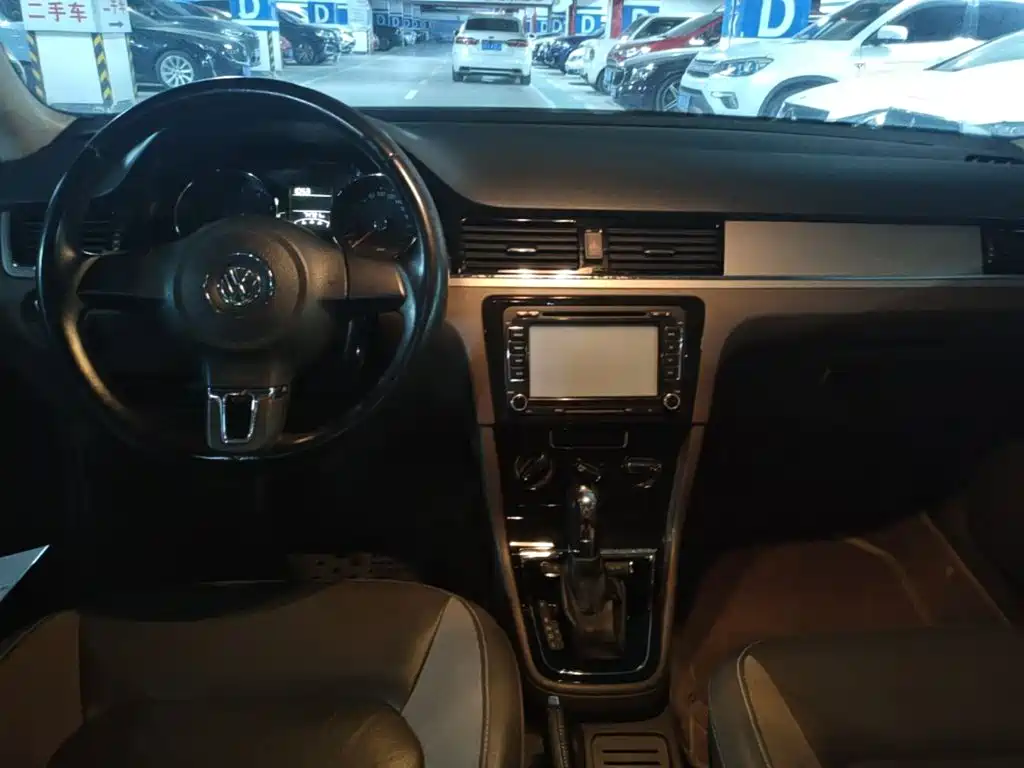 Volkswagen Bora — миниатюра 5