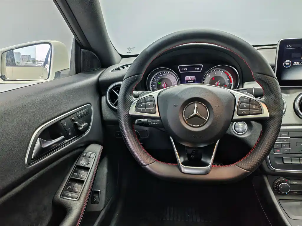 Mercedes-Benz CLA 2015 CLA 220 4MATIC