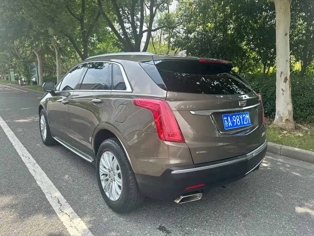 Cadillac XT5 — миниатюра 7