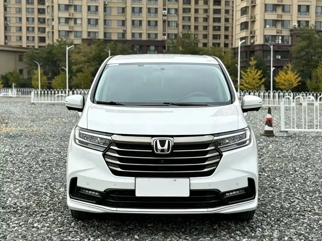Honda Odyssey 2024 — фото 2