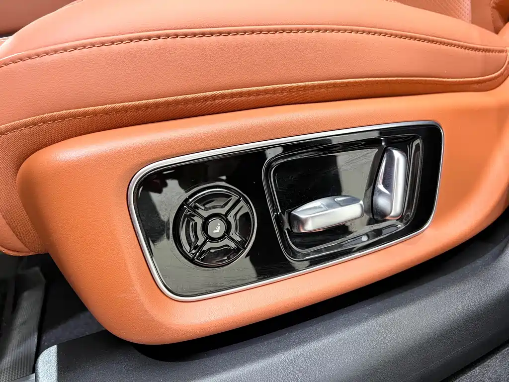 Li Auto Li L9 — миниатюра 21
