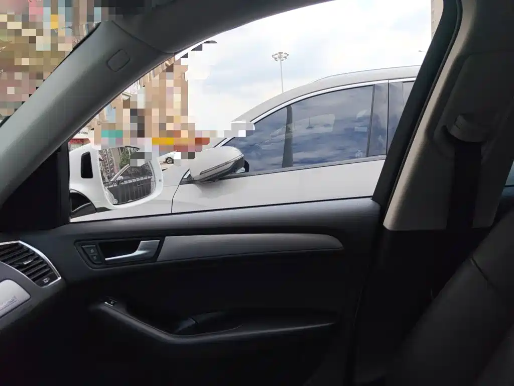 Audi Q5 — миниатюра 18
