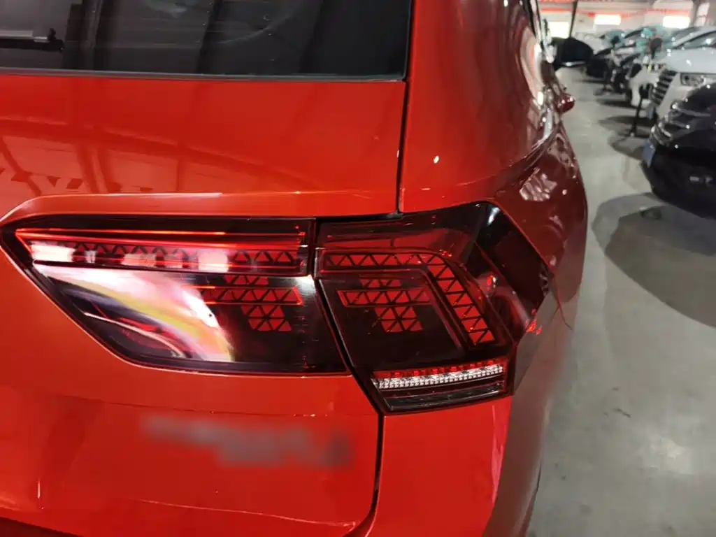 Volkswagen Tiguan L — миниатюра 8