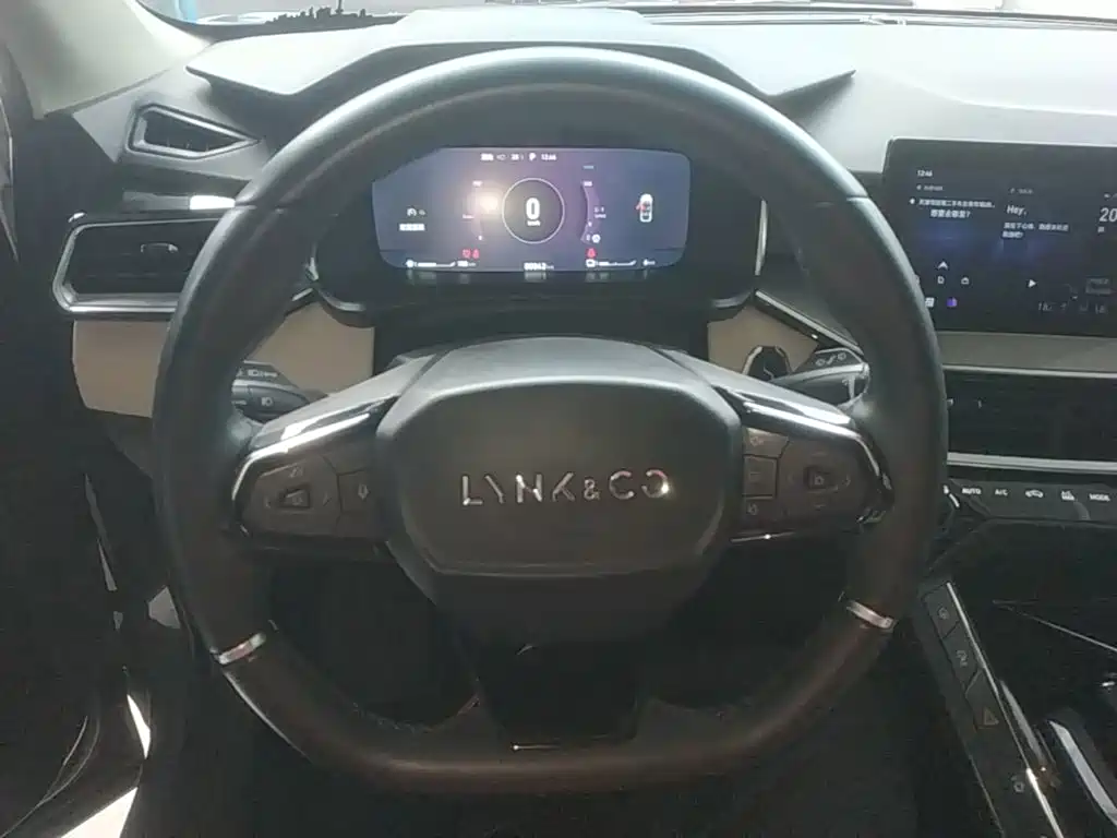 Lynk & Co 06 EM-P — миниатюра 11
