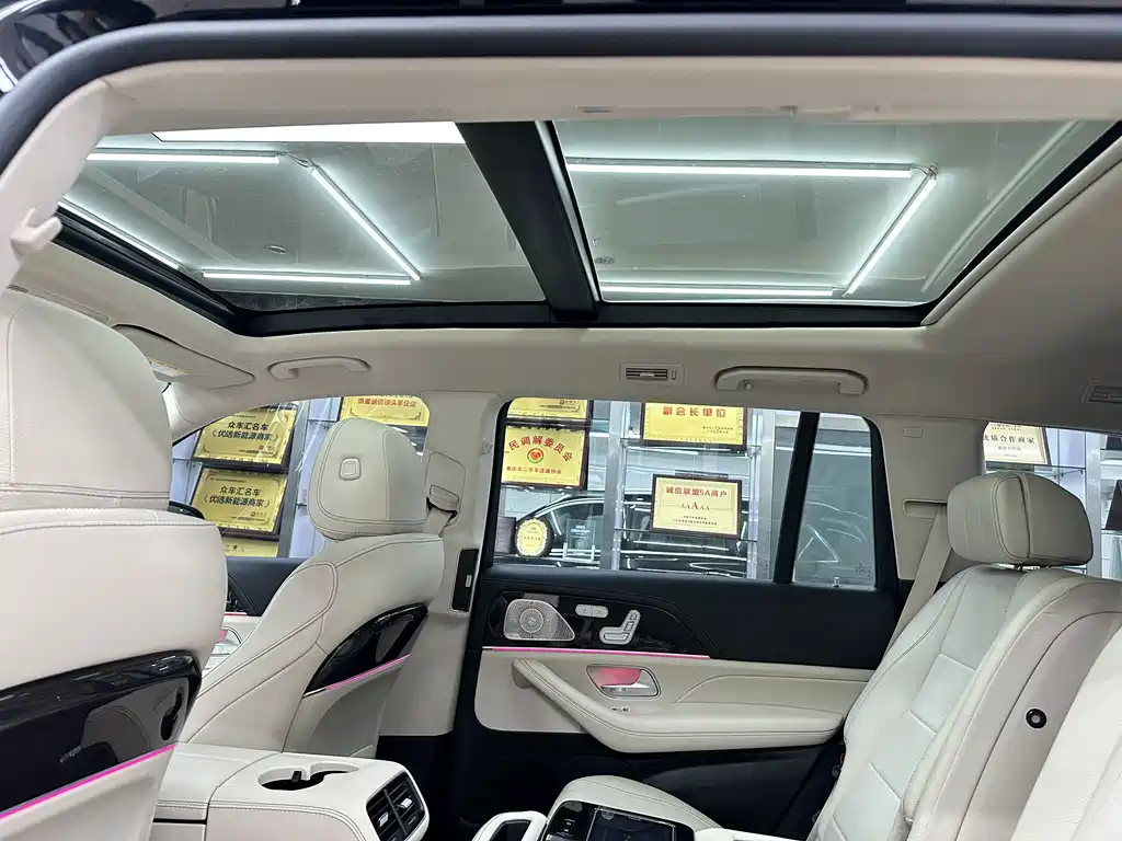 Mercedes-Benz GLS — миниатюра 13