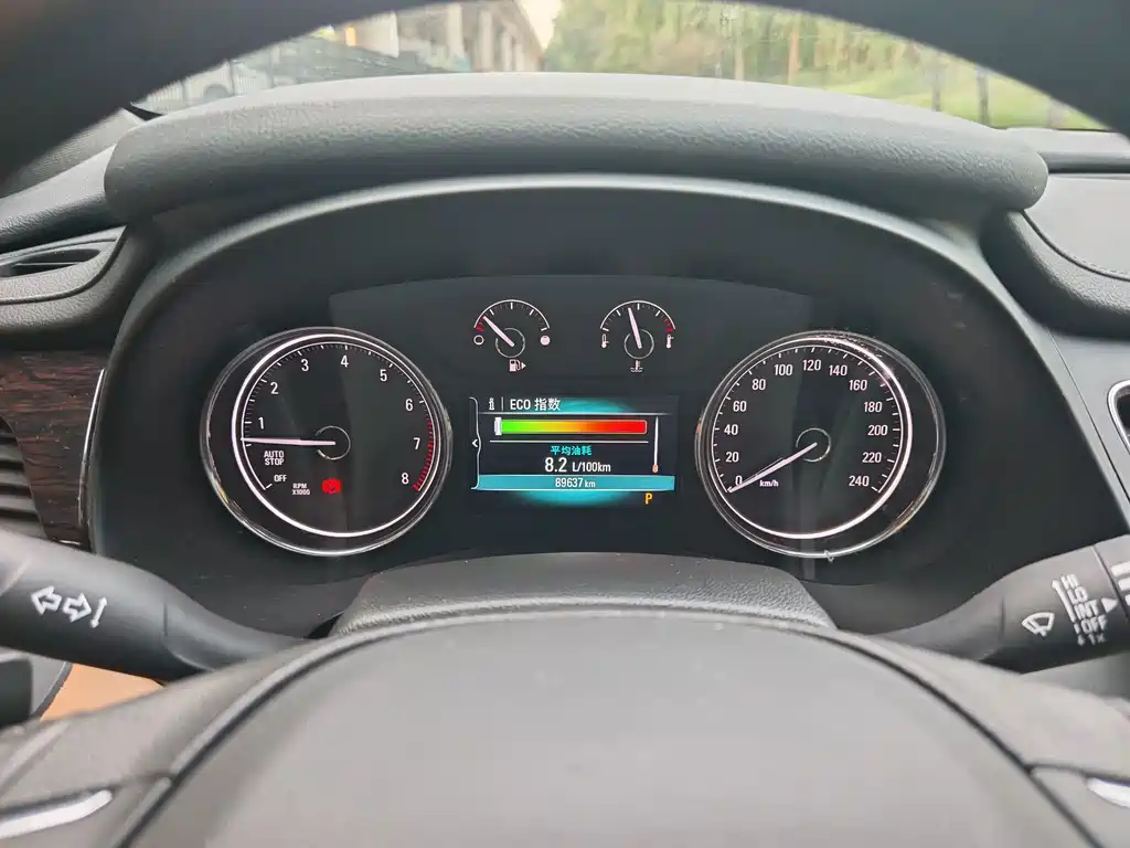 Buick LaCrosse — миниатюра 3